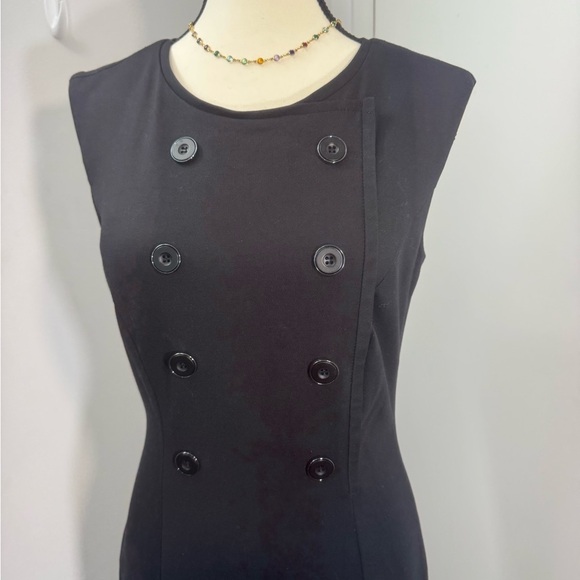 Le Chateau Women's Button Detail Black Sleeveless Sheath Dress Round Neck M - Picture 3 of 8